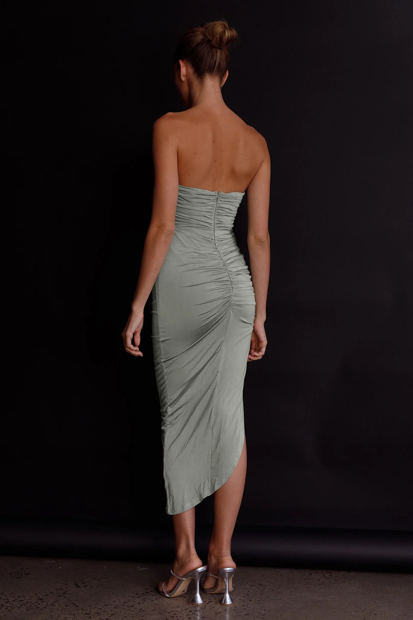 Roma U-Neckline Ruched Midi Dress Pistachio