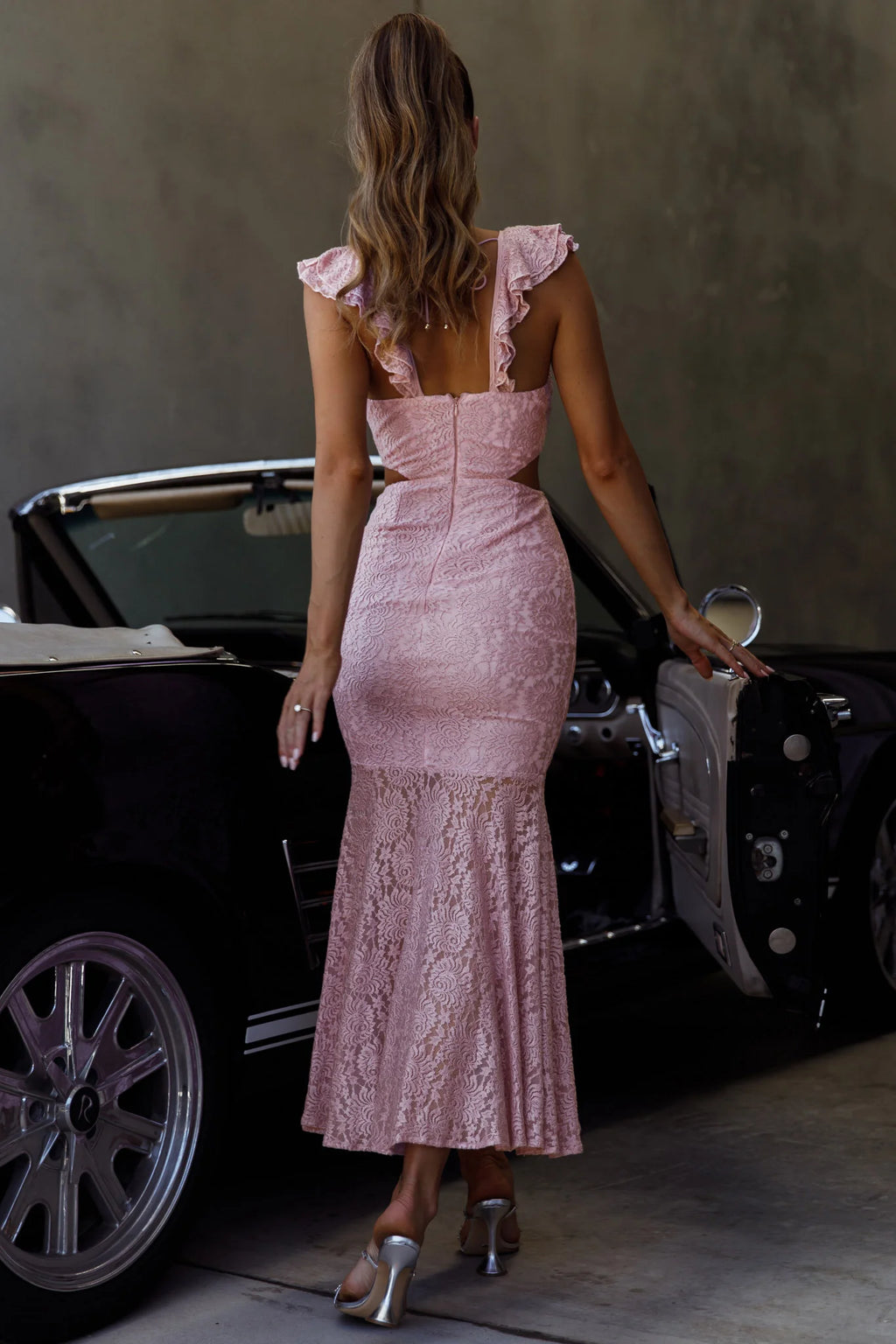 Pearl Ruffle Shoulder Lace Maxi Dress Pink